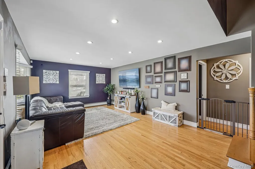 76 S Bay Drive Massapequa NY 11758
