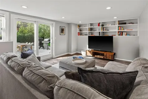 8 Rugby Road New Rochelle NY 10804