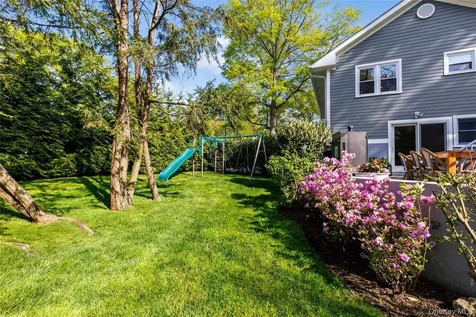 8 Rugby Road New Rochelle NY 10804