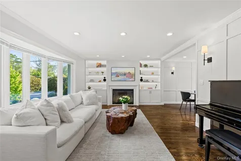 8 Rugby Road New Rochelle NY 10804