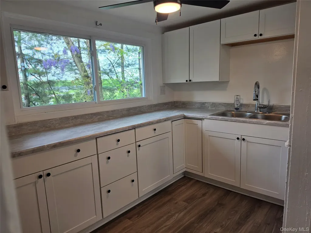 60 S Greenbush West Nyack NY 10994