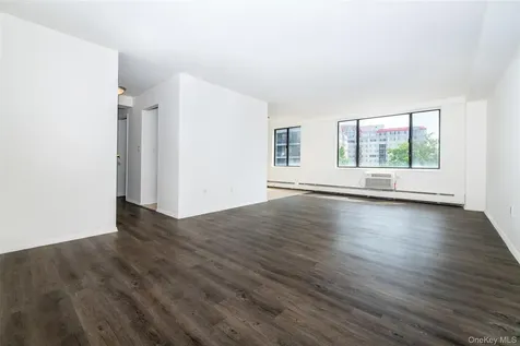 7 Lake Street White Plains NY 10603