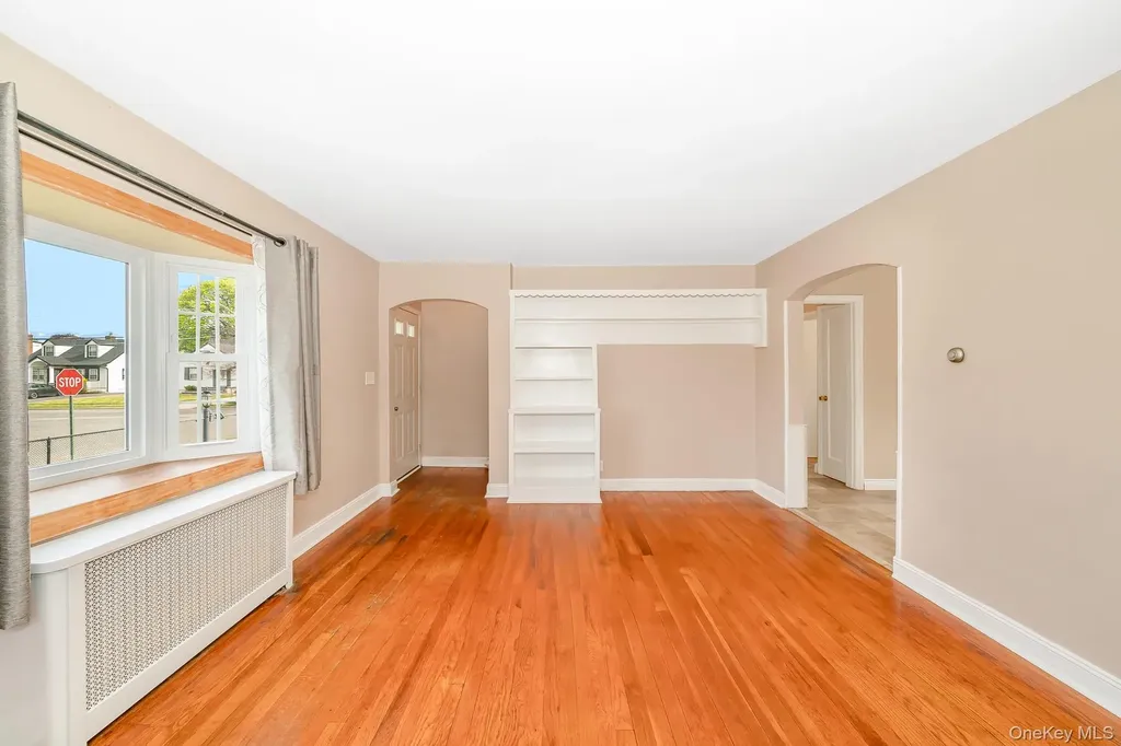1 Robert Avenue Massapequa NY 11758