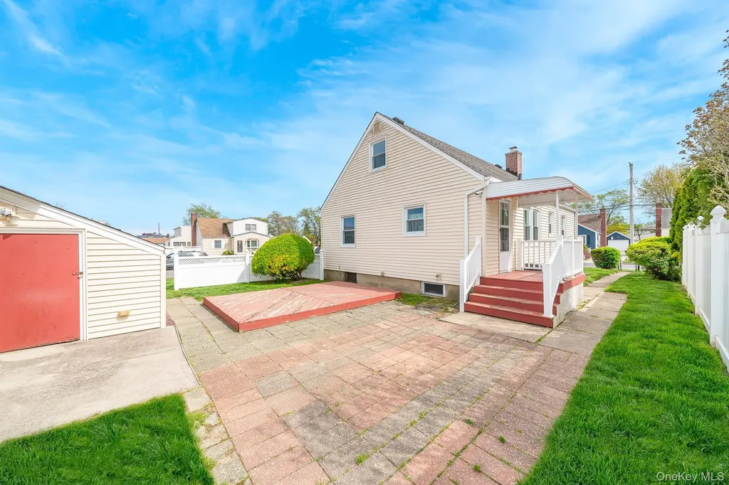 1 Robert Avenue Massapequa NY 11758