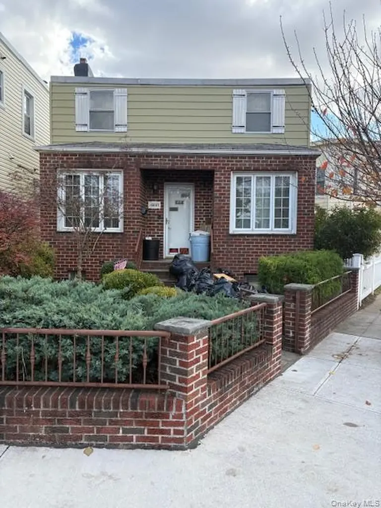 6602 Hull Avenue Maspeth NY 11378