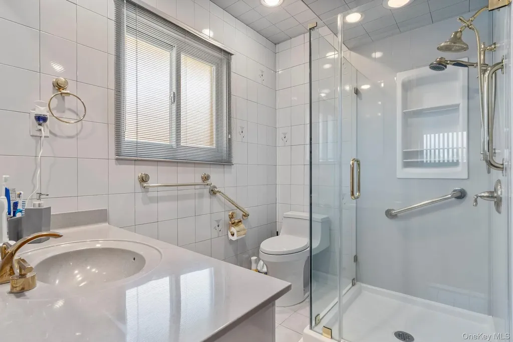 148 Harris Drive Oceanside NY 11572