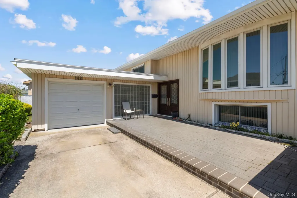 148 Harris Drive Oceanside NY 11572