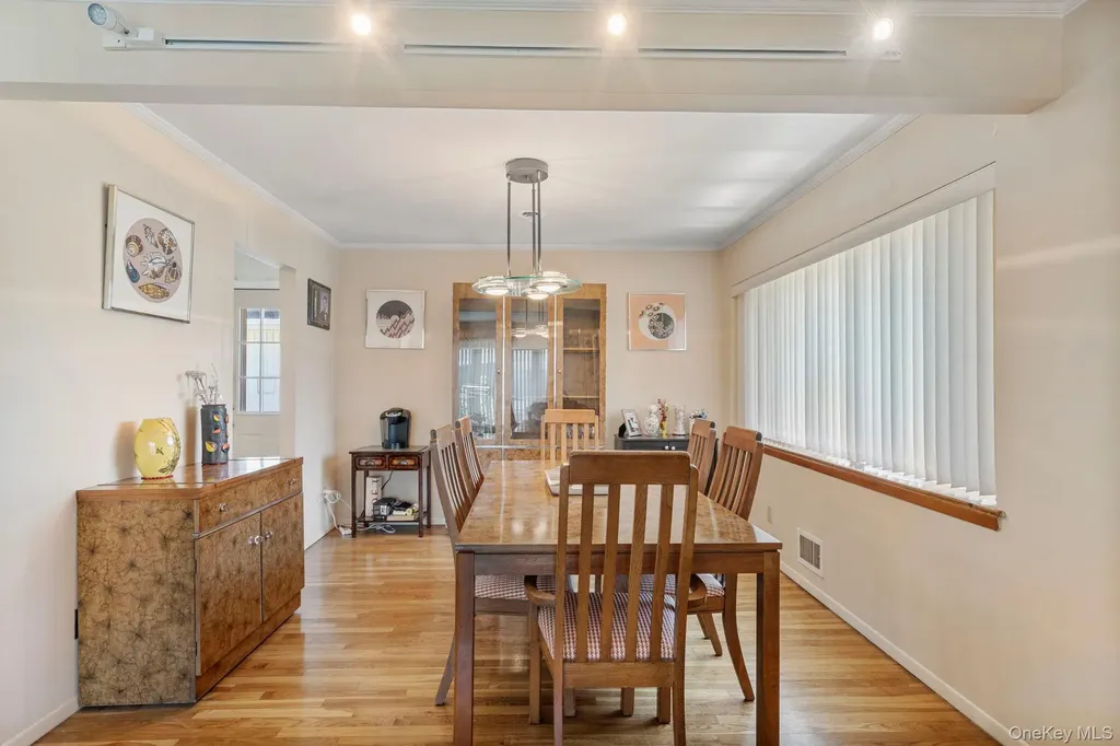 148 Harris Drive Oceanside NY 11572