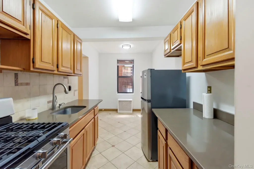 1 Broad Parkway White Plains NY 10601
