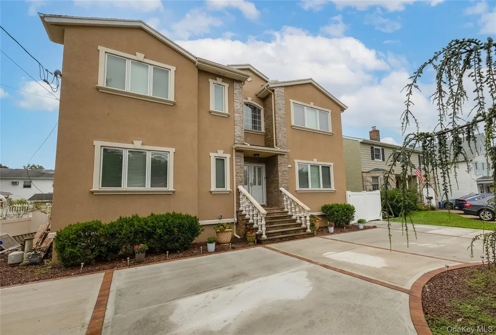 102 Davison Avenue Oceanside NY 11572