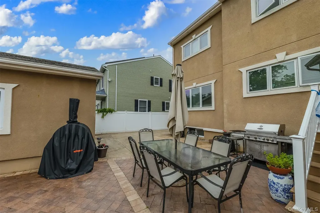 102 Davison Avenue Oceanside NY 11572
