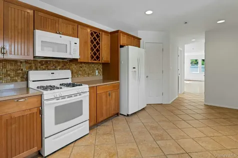 40 Woodland Road Bedford Hills NY 10507