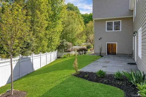 40 Woodland Road Bedford Hills NY 10507