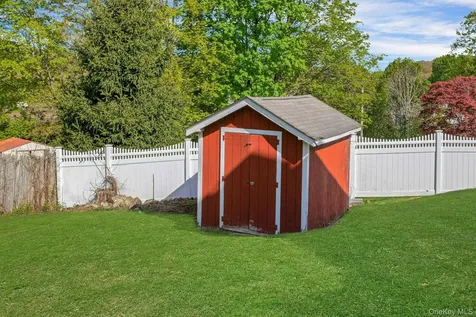 40 Woodland Road Bedford Hills NY 10507