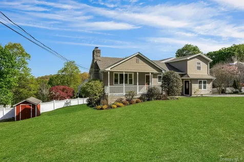 40 Woodland Road Bedford Hills NY 10507