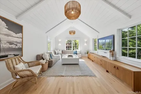 15 Bishop Place Larchmont NY 10538