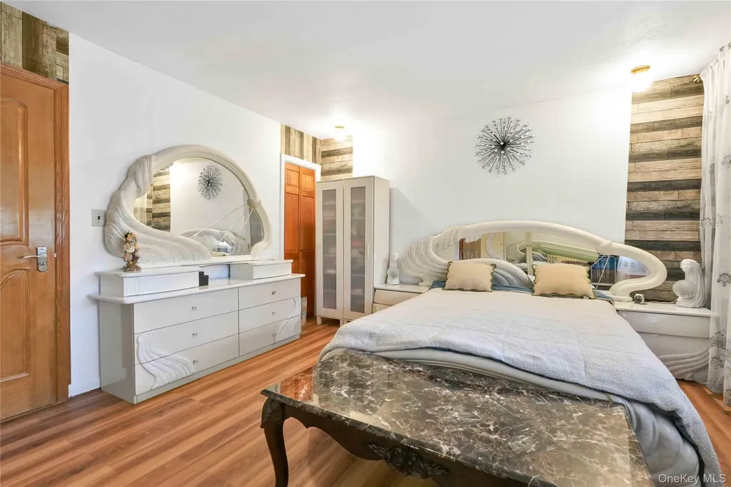 6154 77th Place Middle Village NY 11379