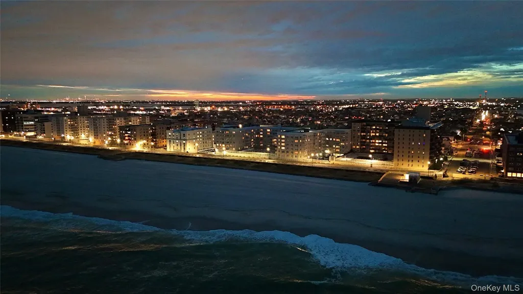 25 Neptune Boulevard Long Beach NY 11561