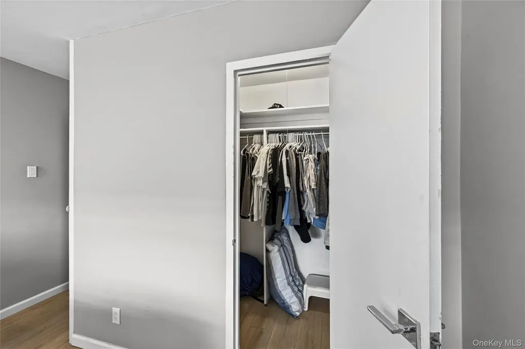 25 Neptune Boulevard Long Beach NY 11561