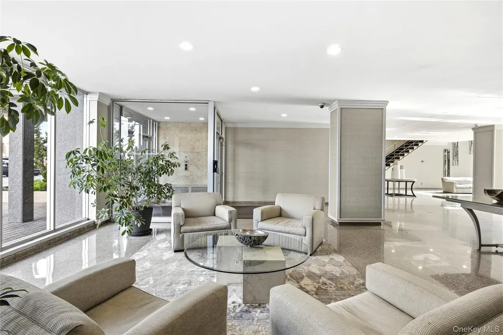 25 Neptune Boulevard Long Beach NY 11561