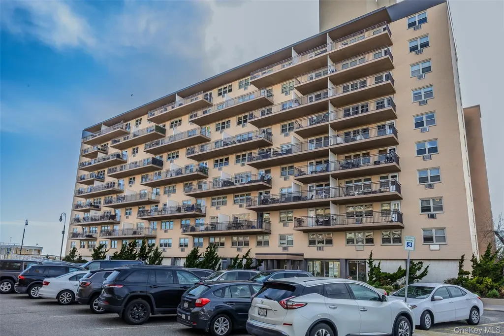 25 Neptune Boulevard Long Beach NY 11561