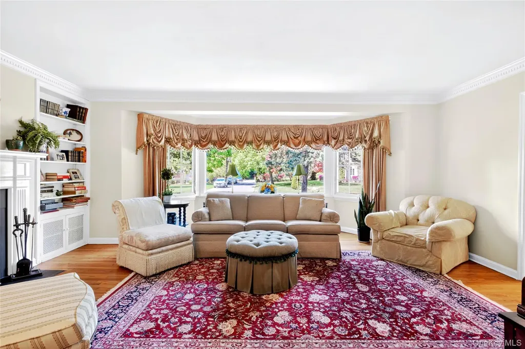 34 Longridge Road Manhasset NY 11030