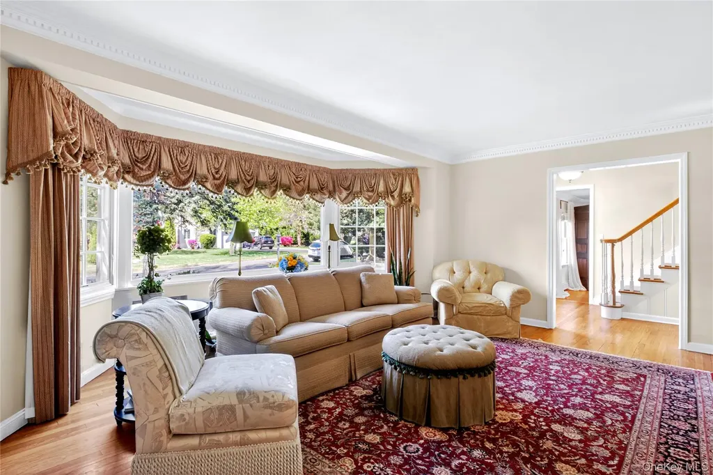 34 Longridge Road Manhasset NY 11030