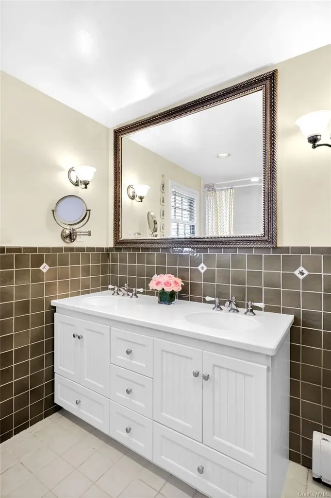 34 Longridge Road Manhasset NY 11030