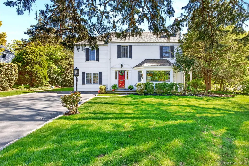 34 Longridge Road Manhasset NY 11030
