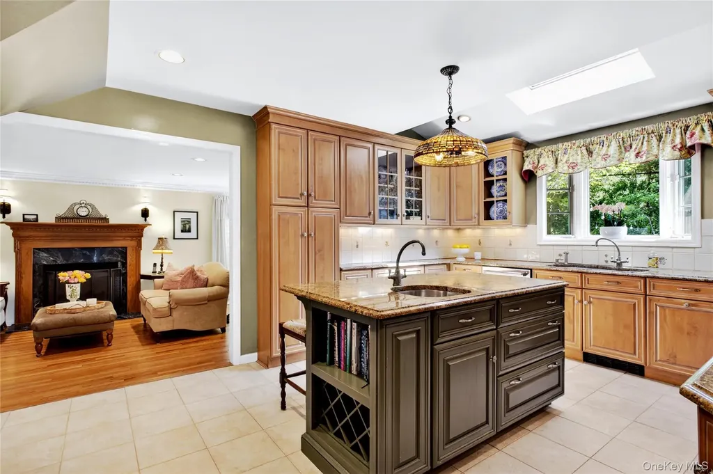 34 Longridge Road Manhasset NY 11030