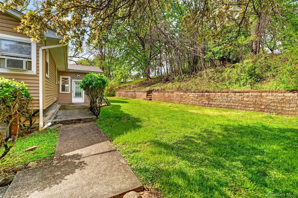 27 Hastings Lane Stony Point NY 10980