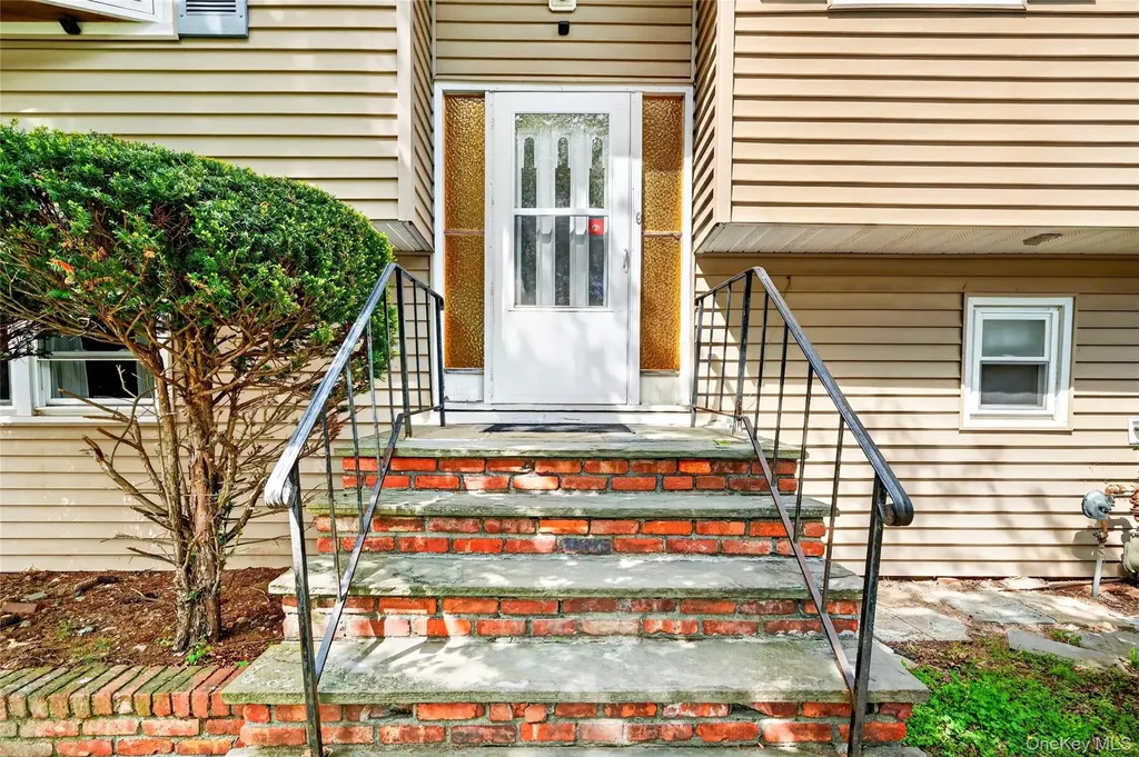 27 Hastings Lane Stony Point NY 10980