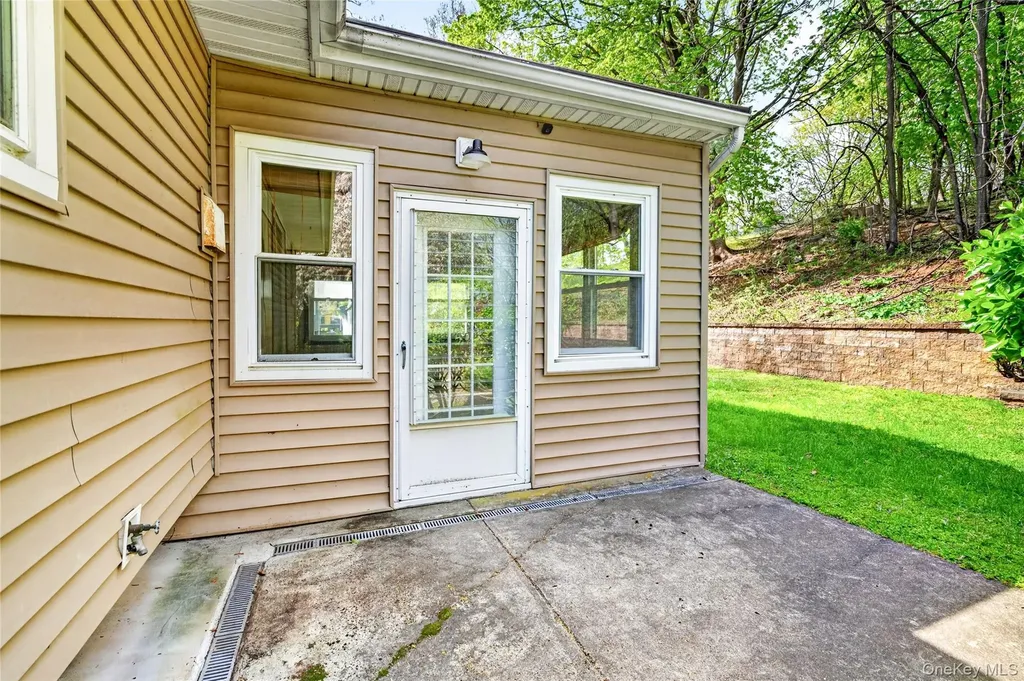 27 Hastings Lane Stony Point NY 10980