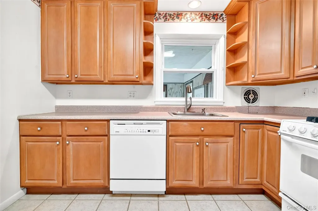 27 Hastings Lane Stony Point NY 10980