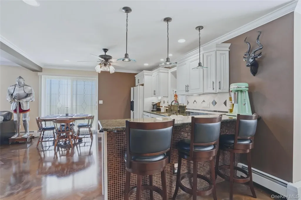 21 Nicole Way Mahopac NY 10541