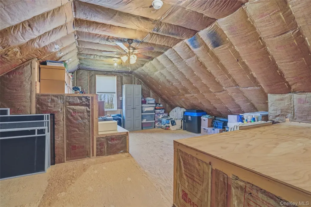 21 Nicole Way Mahopac NY 10541
