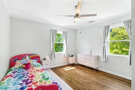 36 Stratford Road New Rochelle NY 10804