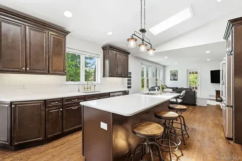 36 Stratford Road New Rochelle NY 10804