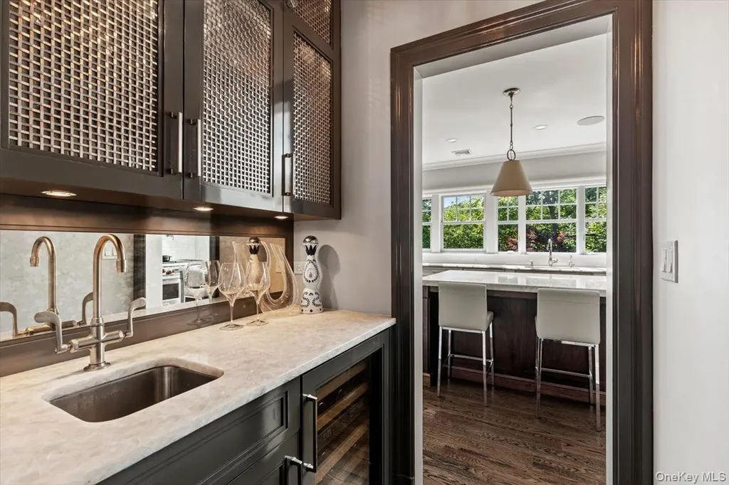 81 Wappanocca Avenue Rye NY 10580