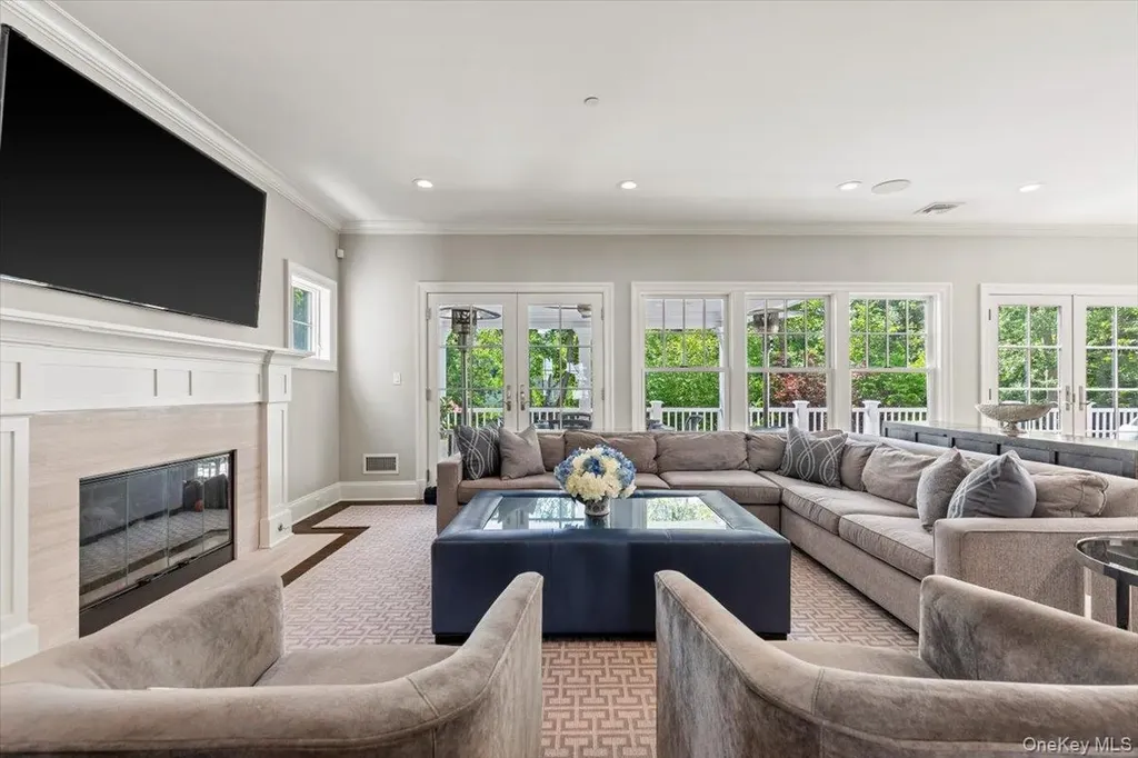81 Wappanocca Avenue Rye NY 10580
