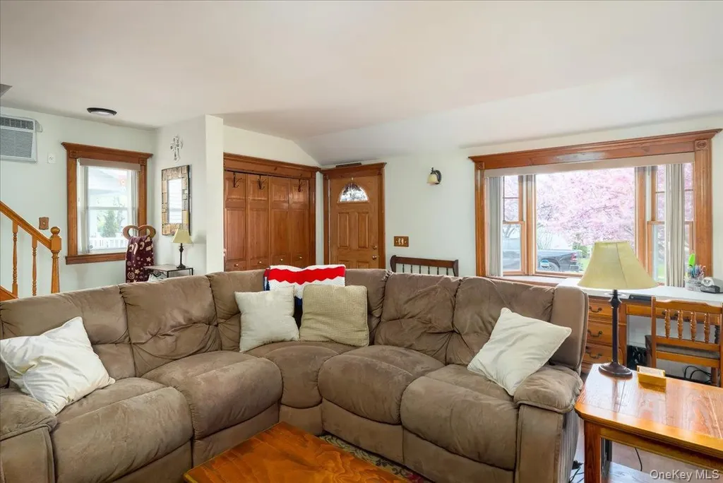 210 Frederick Avenue Bellmore NY 11710