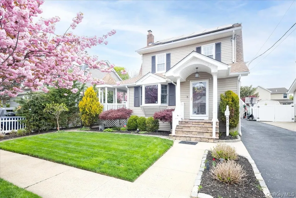 210 Frederick Avenue Bellmore NY 11710