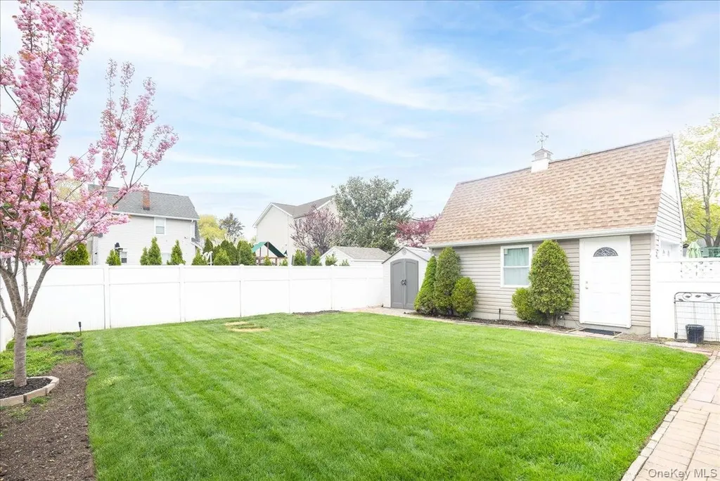 210 Frederick Avenue Bellmore NY 11710