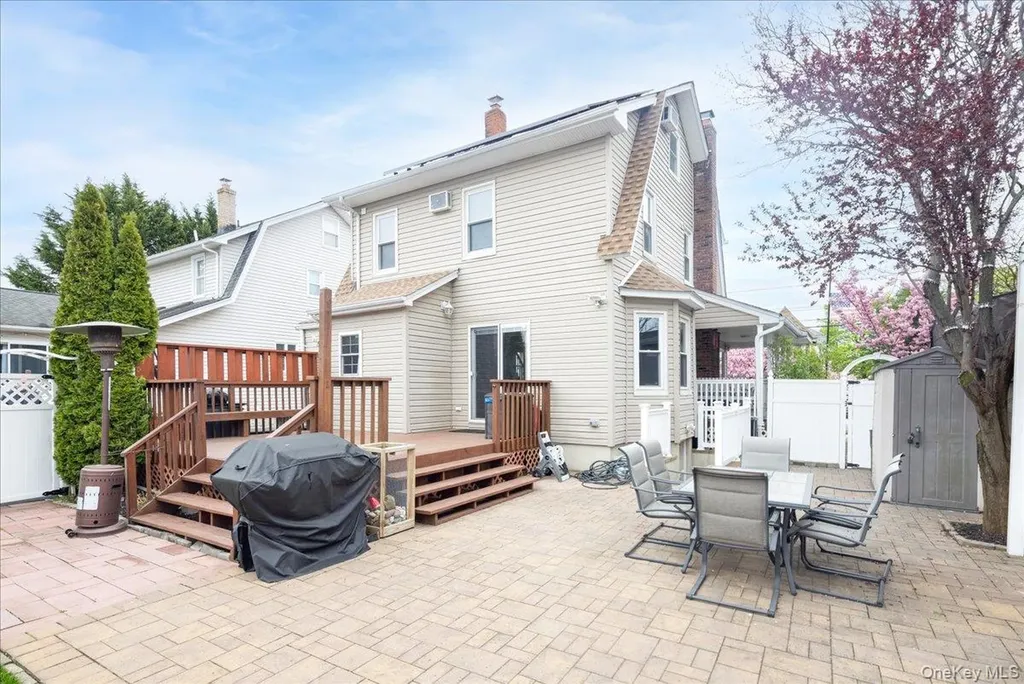210 Frederick Avenue Bellmore NY 11710