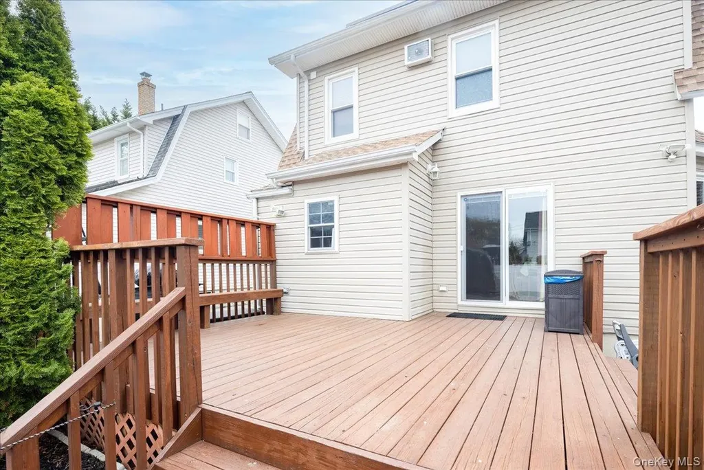 210 Frederick Avenue Bellmore NY 11710