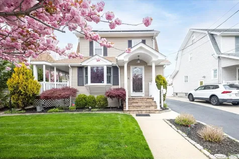 210 Frederick Avenue Bellmore NY 11710