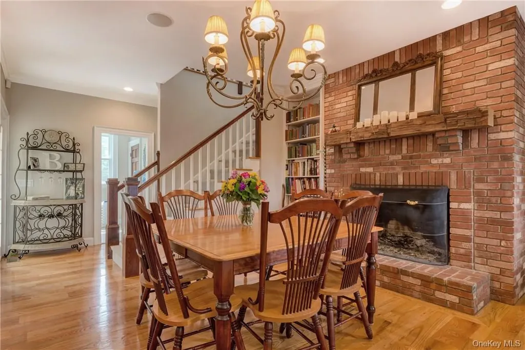 32 Old Chester Road Goshen NY 10924