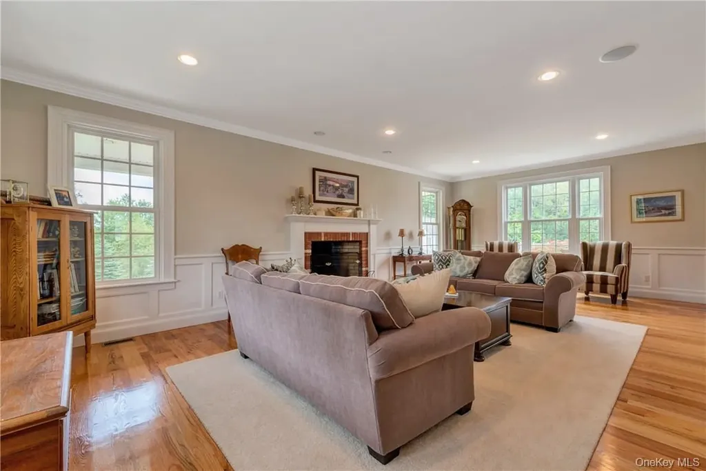 32 Old Chester Road Goshen NY 10924