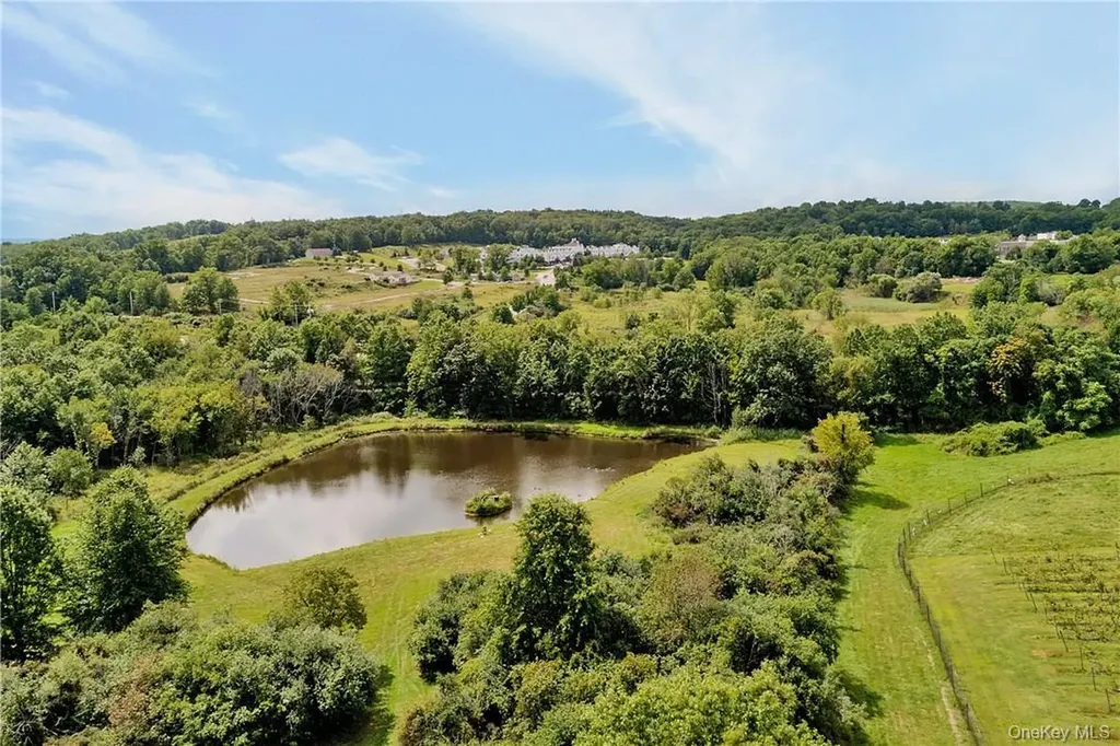 32 Old Chester Road Goshen NY 10924