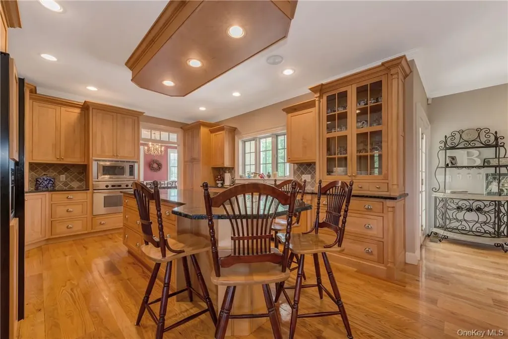 32 Old Chester Road Goshen NY 10924